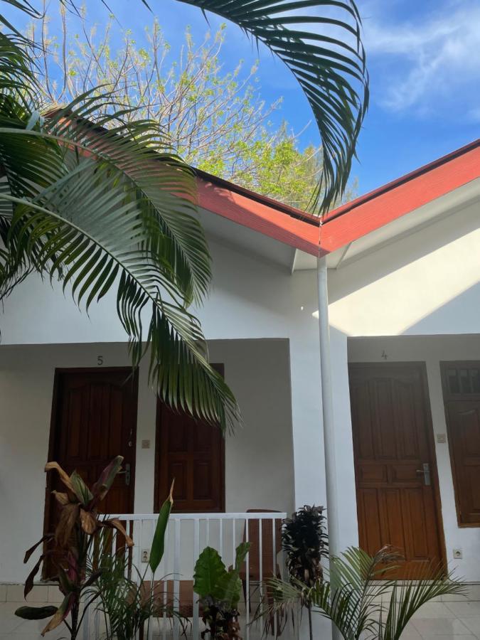 Rumah Side Apartamento Gili Trawangan Exterior foto