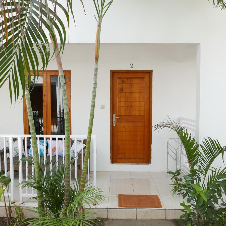 Rumah Side Apartamento Gili Trawangan Exterior foto