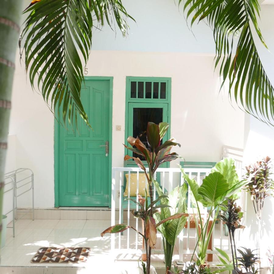 Rumah Side Apartamento Gili Trawangan Exterior foto
